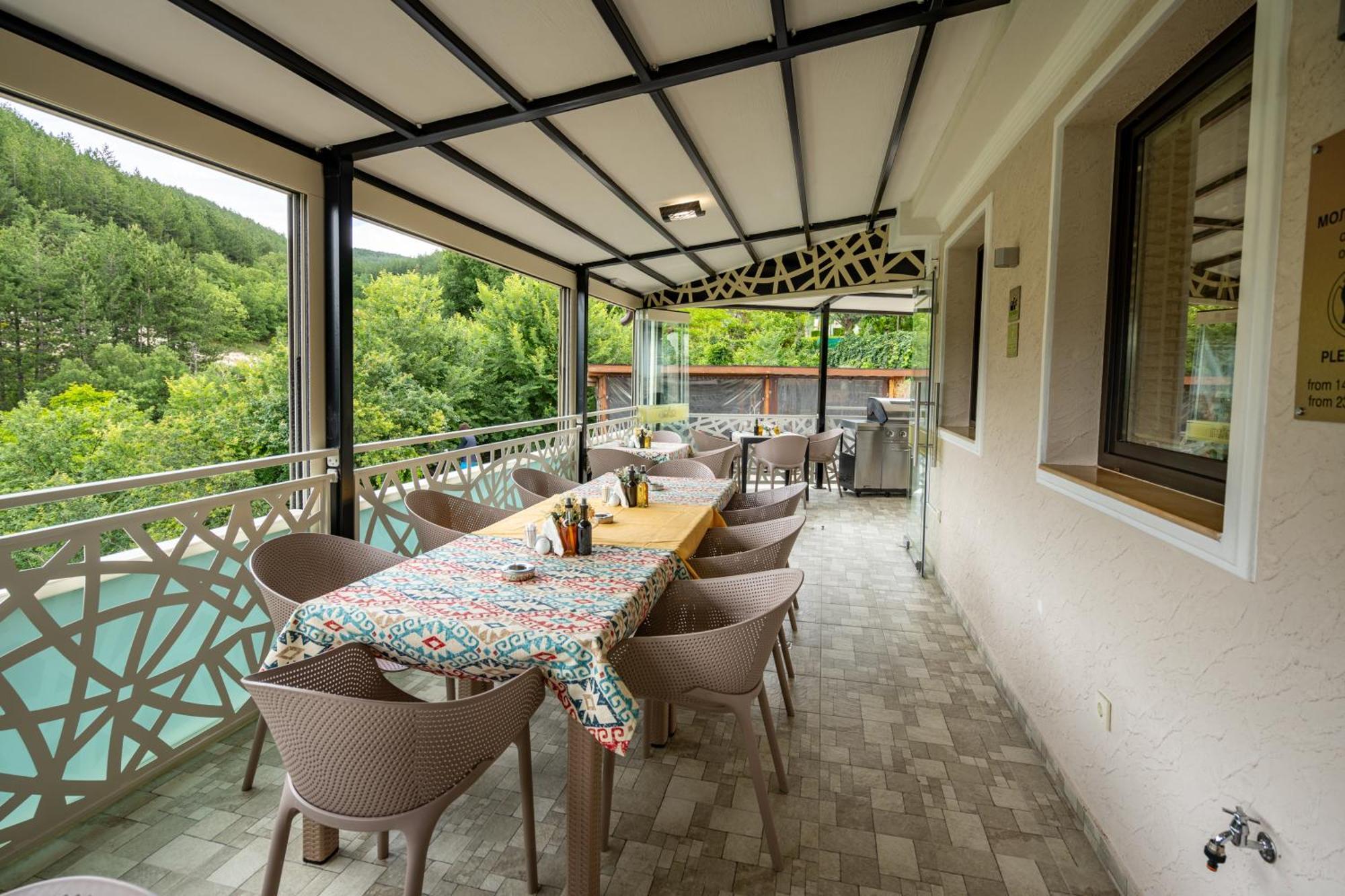 Club Houses Stefvall Glavatartsi Exterior photo